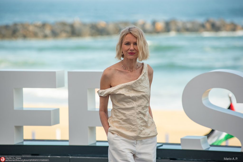 Naomi Watts en 74 San Sebastian International Film Festival photocall 1